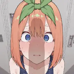 【画像】スク水四葉にち●ぽ突きつけるエロ画像